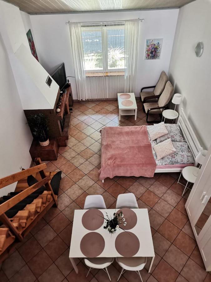 Agroturystyka "Trzy Deby" W Sasinie Villa Sasino Exterior photo